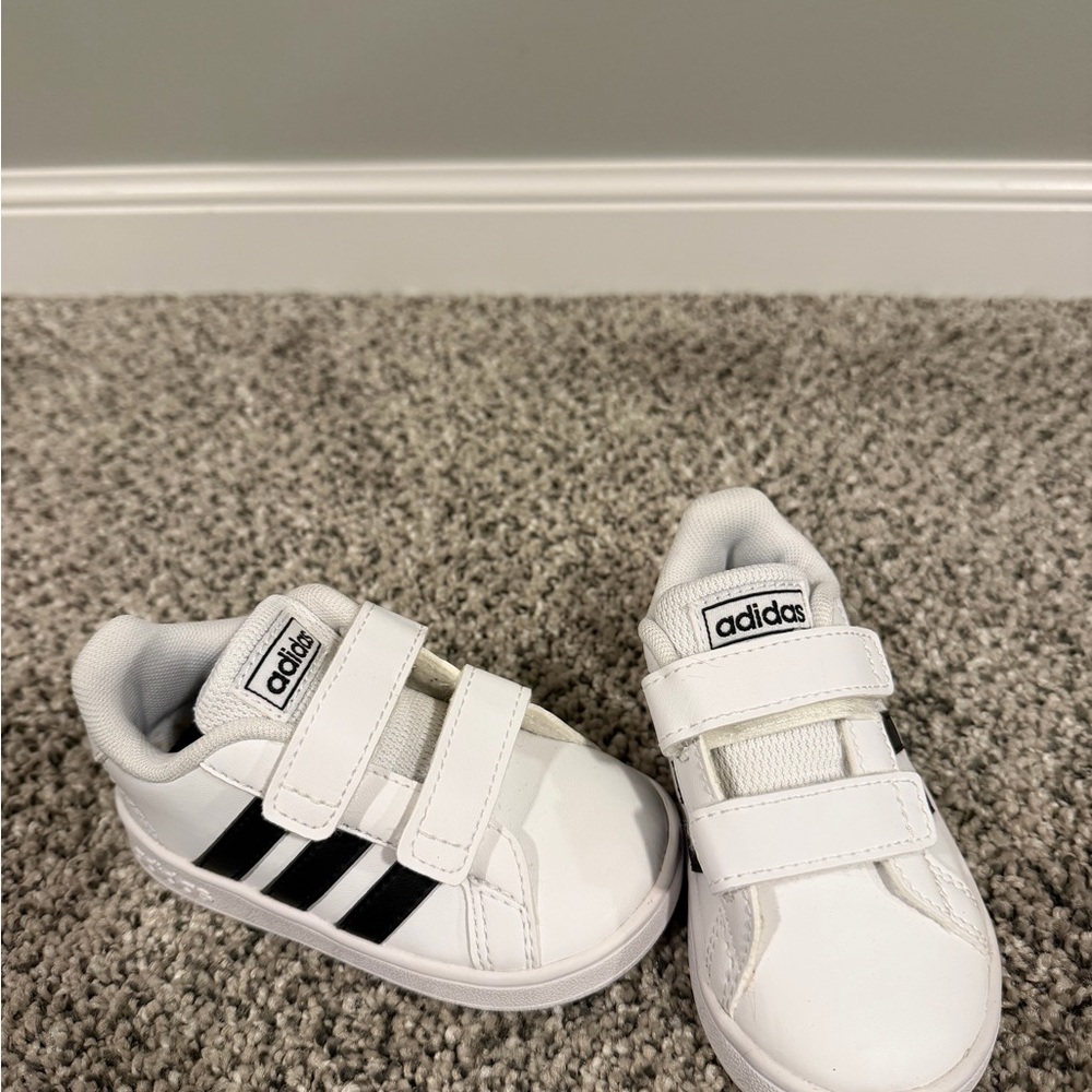 Adidas Kids White and Black Velcro Sneakers